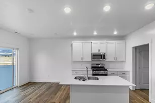 716 W 650 N, Smithfield, UT 84335 - Photo 3