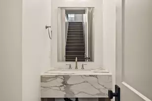 443 W 400 N, Salt Lake City, UT 84103 - Photo 13