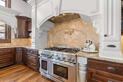 18 Snow Forest Ln, Sandy, UT 84092 - Photo 27