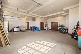 18 Snow Forest Ln, Sandy, UT 84092 - Photo 109