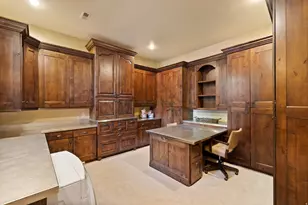 18 Snow Forest Ln, Sandy, UT 84092 - Photo 77