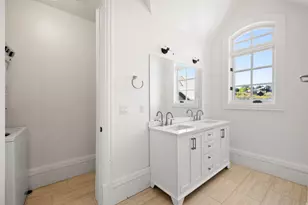 18 Snow Forest Ln, Sandy, UT 84092 - Photo 103