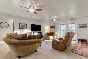 1370 E Meadow Valley Dr, Draper, UT 84020 - Photo 47