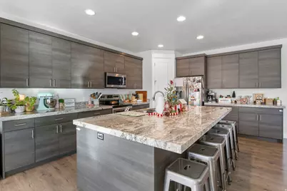 592 S 2150 W, Lehi, UT 84043 - Photo 9