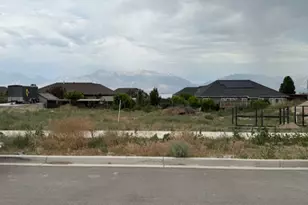 2042 S Roan Ave, Saratoga Springs, UT 84043 - Photo 1