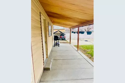 1086 W Wenco Dr S, Salt Lake City, UT 84104 - Photo 11