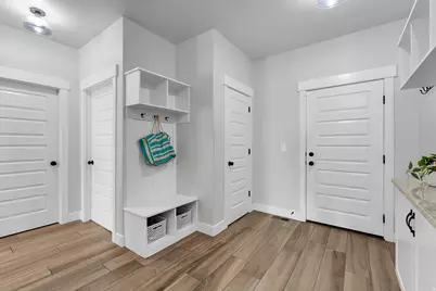 3727 S Larkspur Cir, Saratoga Springs, UT 84045 - Photo 15