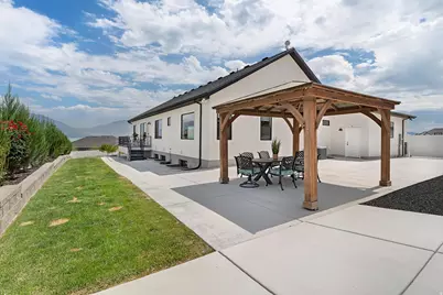 3727 S Larkspur Cir, Saratoga Springs, UT 84045 - Photo 37