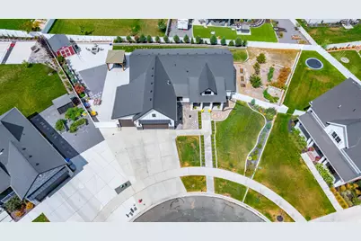 3727 S Larkspur Cir, Saratoga Springs, UT 84045 - Photo 41