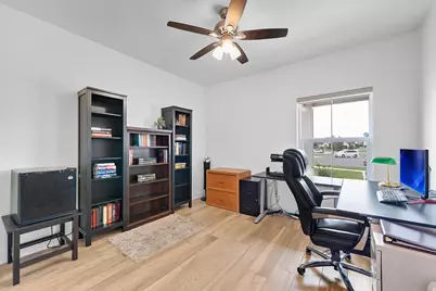 3727 S Larkspur Cir, Saratoga Springs, UT 84045 - Photo 17
