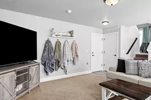 366 E 1970 N, Tooele, UT 84074 - Photo 19