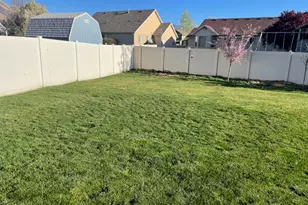 302 E Interlochen Ln N, Stansbury Park, UT 84074 - Photo 31
