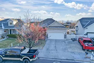 302 E Interlochen Ln N, Stansbury Park, UT 84074 - Photo 35