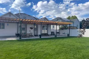 302 E Interlochen Ln N, Stansbury Park, UT 84074 - Photo 33
