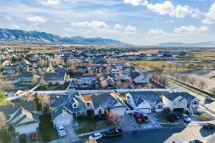 302 E Interlochen Ln N, Stansbury Park, UT 84074 - Photo 41