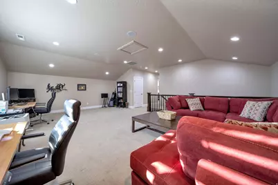 10804 S Hiddenwood Dr, Sandy, UT 84092 - Photo 23