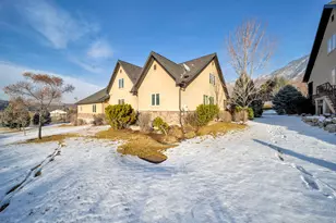 10804 S Hiddenwood Dr, Sandy, UT 84092 - Photo 37