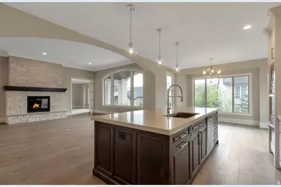 15734 S Rolling Bluff Dr, Draper, UT 84020 - Photo 5