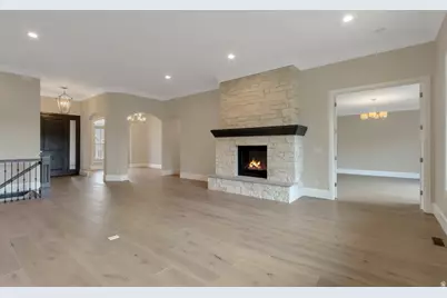 15734 S Rolling Bluff Dr, Draper, UT 84020 - Photo 11