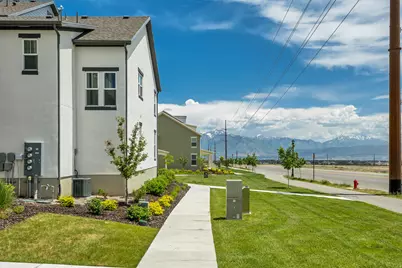 6718 W 11800 S, South Jordan, UT 84009 - Photo 19