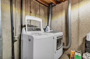 1425 E 5850 S, South Ogden, UT 84405 - Photo 15