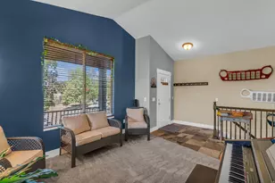 102 E Manilla Dr, Draper, UT 84020 - Photo 11