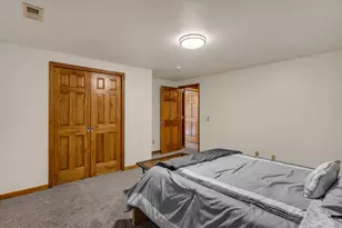 102 E Manilla Dr, Draper, UT 84020 - Photo 21