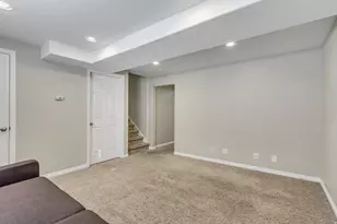 5213 W Dove Creek Ln, West Jordan, UT 84081 - Photo 21