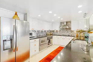 426 S 1000 E, Salt Lake City, UT 84102 - Photo 11