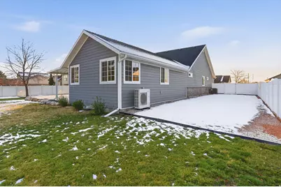 3582 N 3050 W, Farr West, UT 84404 - Photo 41