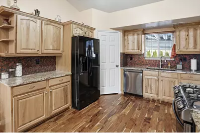3582 N 3050 W, Farr West, UT 84404 - Photo 13