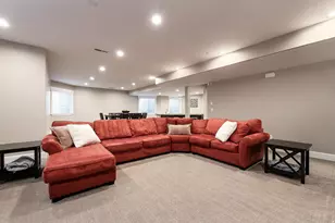 1826 E Spring Ln S, Holladay, UT 84117 - Photo 11