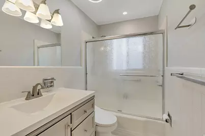 2567 E Simpson Ave, Salt Lake City, UT 84109 - Photo 13