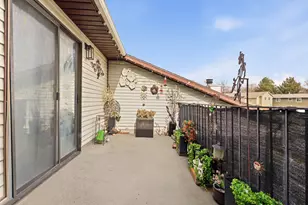 5235 S Glendon St W, Murray, UT 84123 - Photo 7