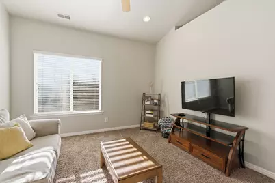 1077 S Canyon Dr #7, Provo, UT 84606 - Photo 5