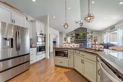 1405 S 200 W, Mona, UT 84645 - Photo 19