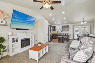 2564 W 5950 S, Roy, UT 84067 - Photo 7