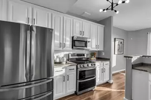 8459 S Ivy Gable Dr W, West Jordan, UT 84081 - Photo 7