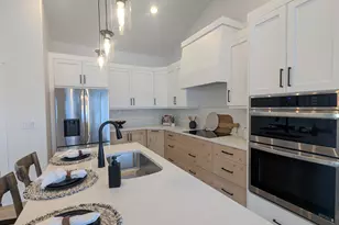 382 E Stafford St, Grantsville, UT 84029 - Photo 9