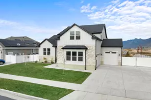 16037 S Coupler Ln, Bluffdale, UT 84065 - Photo 3