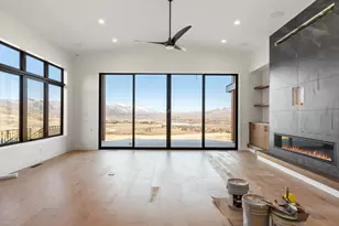 7554 E Dogwood Dr, Huntsville, UT 84317 - Photo 13