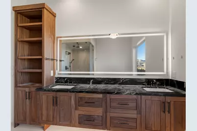 7554 E Dogwood Dr, Huntsville, UT 84317 - Photo 25