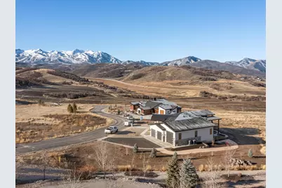 7554 E Dogwood Dr, Huntsville, UT 84317 - Photo 7