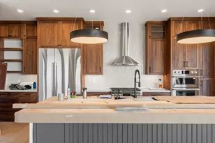 7554 E Dogwood Dr, Huntsville, UT 84317 - Photo 17