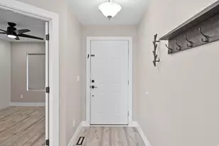 7692 N Decrescendo Dr, Eagle Mountain, UT 84005 - Photo 5