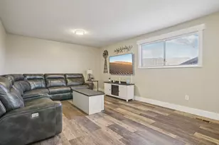 2964 W Continental Circle, Taylorsville, UT 84129 - Photo 13