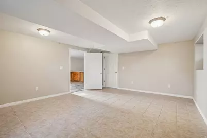 2964 W Continental Cir, Taylorsville, UT 84129 - Photo 39