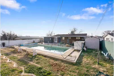 463 N 200 W, Clearfield, UT 84015 - Photo 23