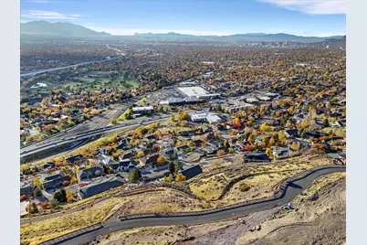 2438 S Cannon Point Dr, Salt Lake City, UT 84109 - Photo 5