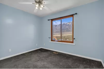 7362 Foothill Dr, Tooele, UT 84074 - Photo 31